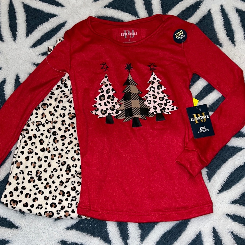 New Essential PJ Kids 2-Piece Soft & Cozy Holiday Animal Print Jogger Pajamas